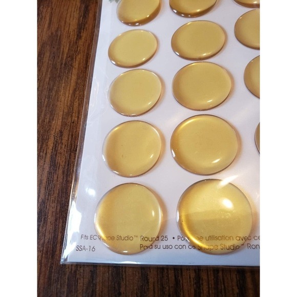 New Epiphany Crafts Shape Studio - Clear Round - SSA-16 - 1 Pack 15 Bubble Caps - Picture 3 of 4